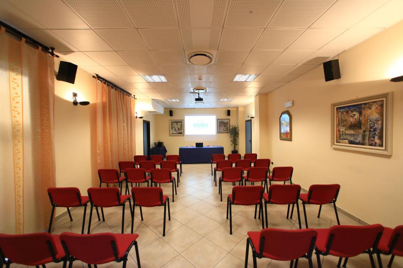 Hotel Eden Valeggio sul Mincio Ngoại thất bức ảnh