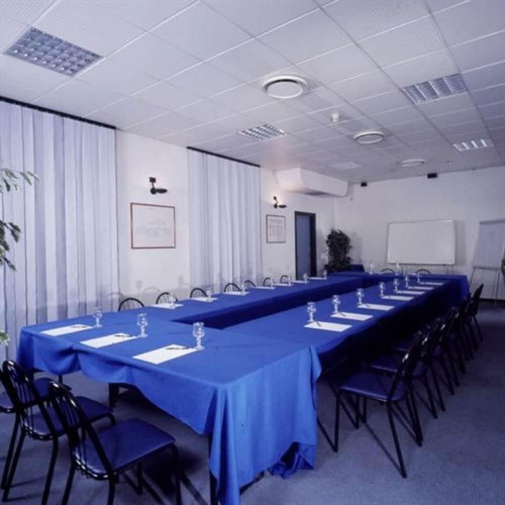 Hotel Eden Valeggio sul Mincio Ngoại thất bức ảnh