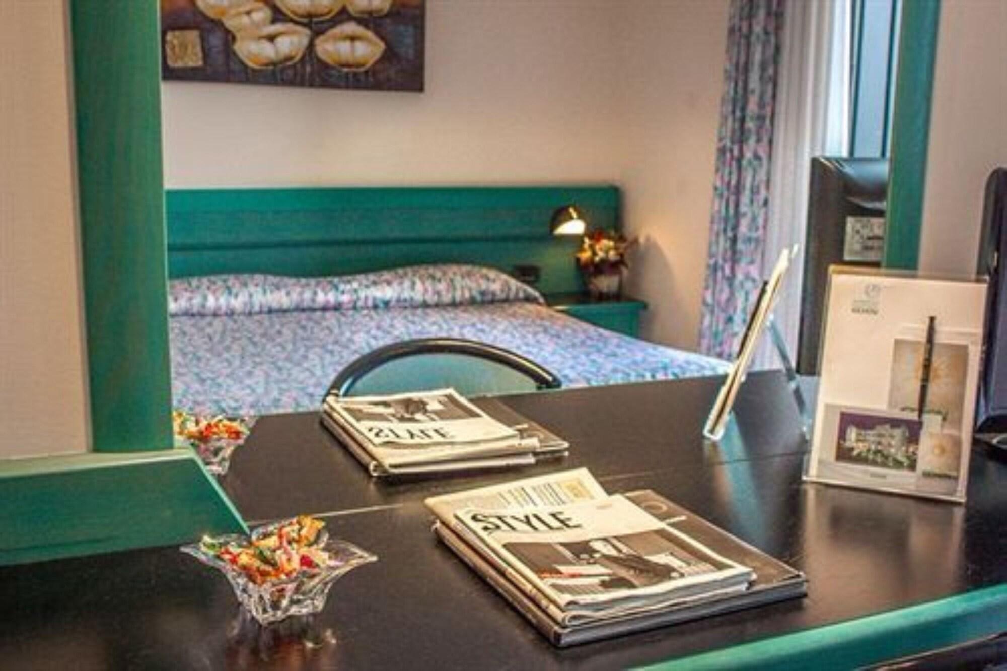 Hotel Eden Valeggio sul Mincio Ngoại thất bức ảnh