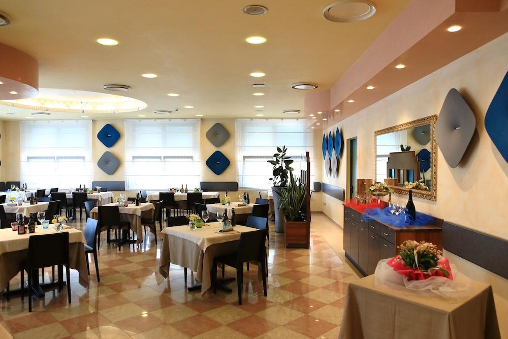 Hotel Eden Valeggio sul Mincio Ngoại thất bức ảnh