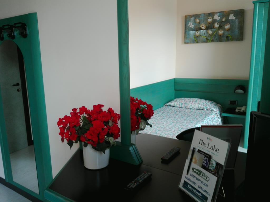 Hotel Eden Valeggio sul Mincio Ngoại thất bức ảnh