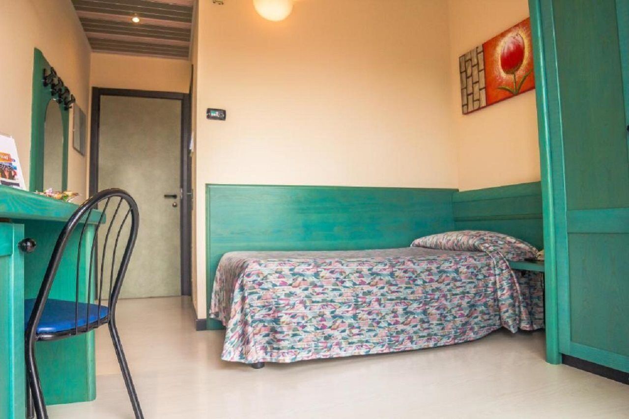 Hotel Eden Valeggio sul Mincio Ngoại thất bức ảnh